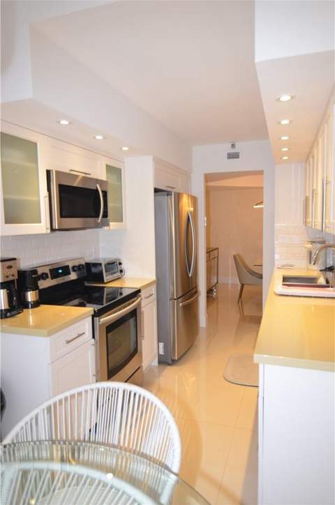 19355 Turnberry Way 7-L, Aventura FL - photo 8 of 39