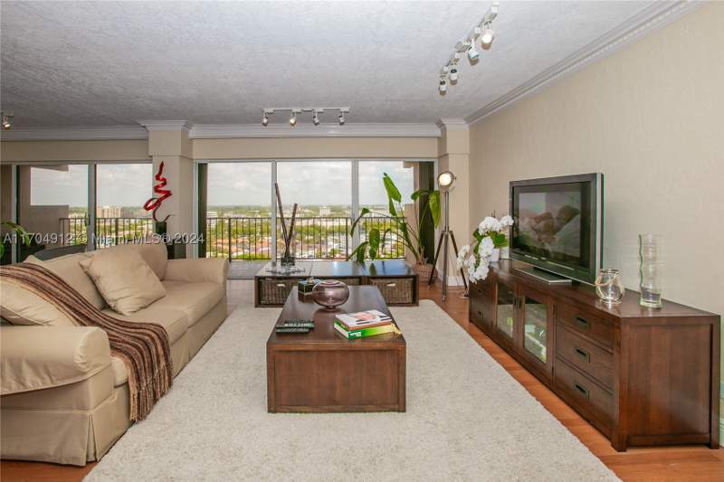 2 bedroom Condominium at 1800 NE 114th St 1911, Cricket Club Condo, Miami — photo 4