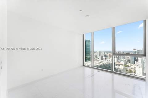 300 Biscayne Blvd Way 5209, Miami FL - photo 13 of 42