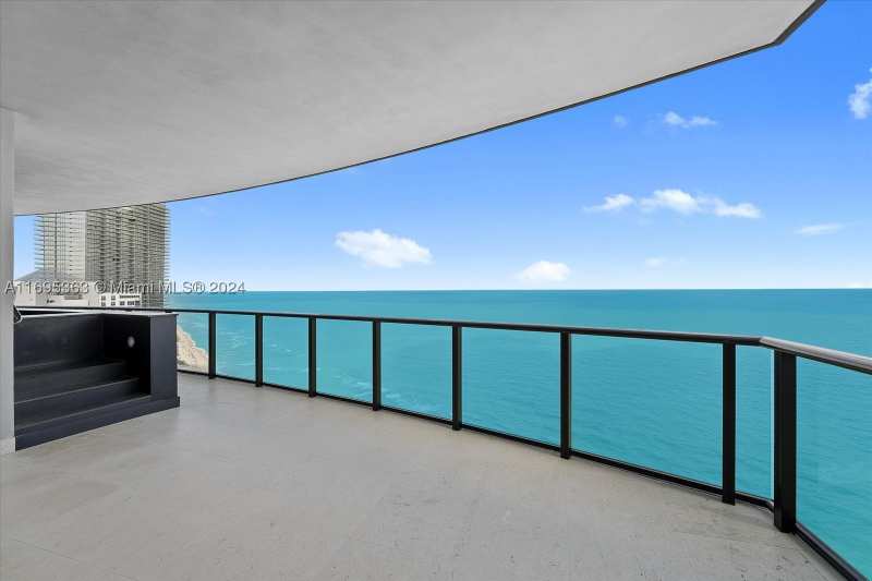 4 bedroom Condominium at 18555 Collins Ave 3405, 18555 Collins Avenue Cond, Sunny Isles Beach — photo 1