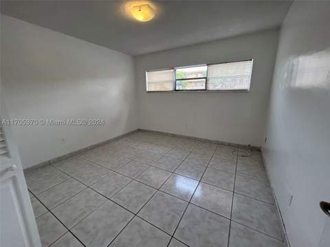 11855 NE 19th Dr 8, North Miami FL - photo 10 of 22