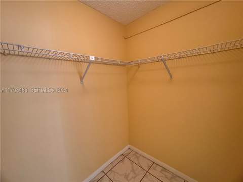 16919 N Bay Rd 117, Sunny Isles Beach FL - photo 15 of 20