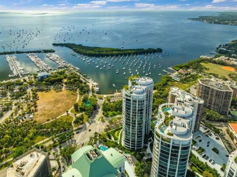 2811 S Bayshore Dr 20BC, Miami FL - photo 17 of 31