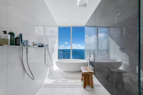 300 Biscayne Blvd Way 4703, Miami FL - photo 14 of 99