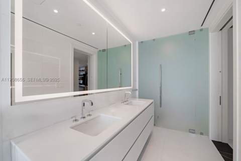 300 Biscayne Blvd Way 4703, Miami FL - photo 16 of 99