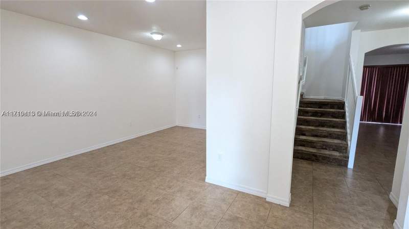 4 bedroom Townhouse at 11840 SW 154th Ave 11840, Century Gardens At Tamiam, Miami — photo 3