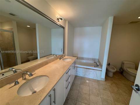 3330 NE 190 St 1215, Aventura FL - photo 22 of 35