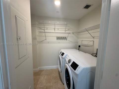 3330 NE 190 St 1215, Aventura FL - photo 9 of 35