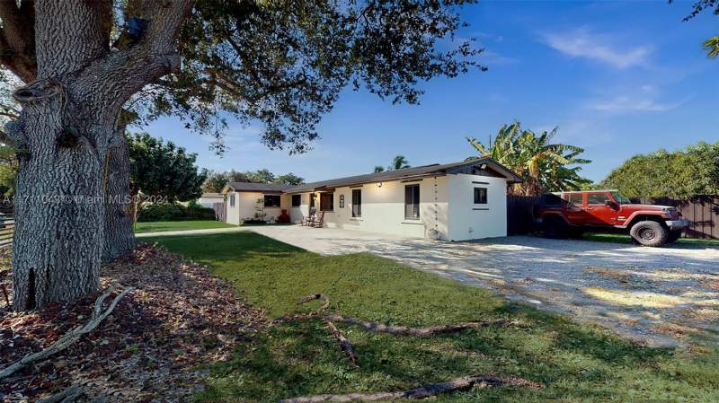 3 bedroom SingleFamilyResidence at 27200 SW 162nd Ave, Heritage Trails Two, Homestead — photo 4