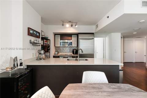 55 SE 6th St 3407, Miami FL - photo 16 of 33