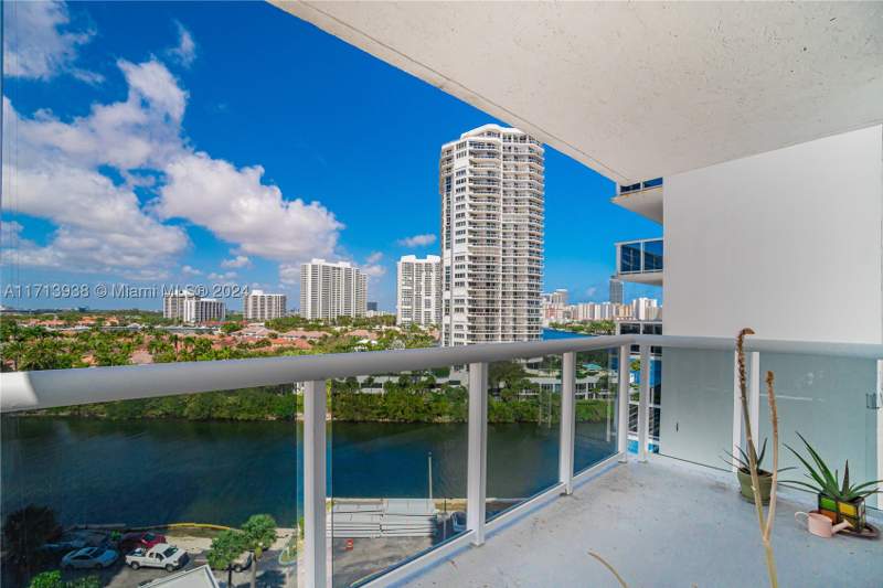 2 bedroom Condominium at 20515 E Country Club Dr 1048, Waterview Condo, Aventura — photo 3
