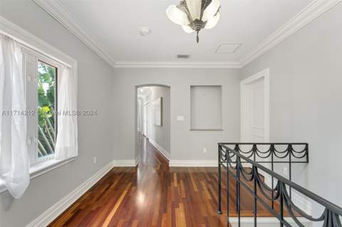 11 E Rivo Alto Dr, Miami Beach FL - photo 24 of 43