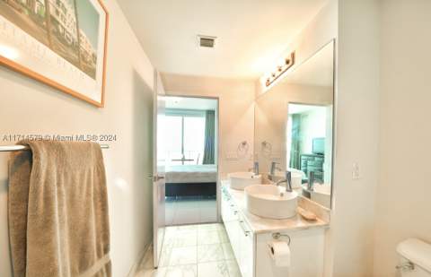 888 Biscayne Blvd 2511, Miami FL - photo 9 of 26