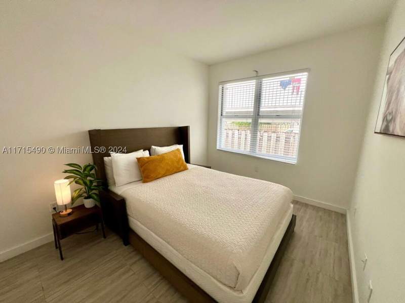 1 bedroom Condominium at 1611 Meridian Ave 102, Emily Condo, Miami Beach — photo 4