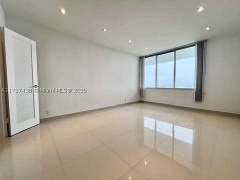 1000 West Ave Ph-07, Miami Beach FL - photo 9 of 65