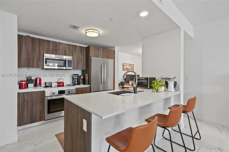 2 bedroom Condominium at 488 NE 18th St 4009, Aria On The Bay Condo, Miami — photo 1