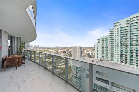 488 NE 18th St 4009, Miami FL - photo 18 of 44