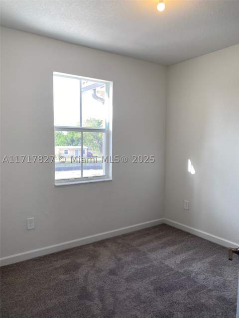 12623 NW 24th Ave 12623, Miami FL - photo 10 of 21