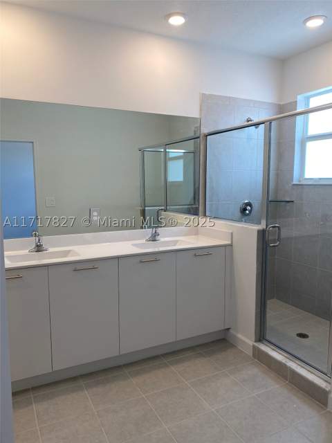 12623 NW 24th Ave 12623, Miami FL - photo 16 of 21