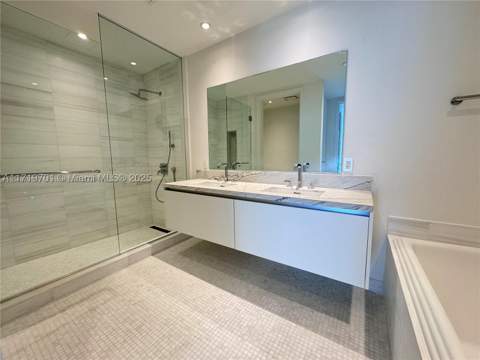 700 NE 26th Ter 2001, Miami FL - photo 19 of 69