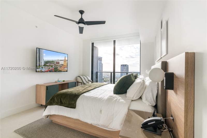 1 bedroom Condominium at 601 NE 1 Ave 3604, 159 NE 6th Street Condo, Miami — photo 2