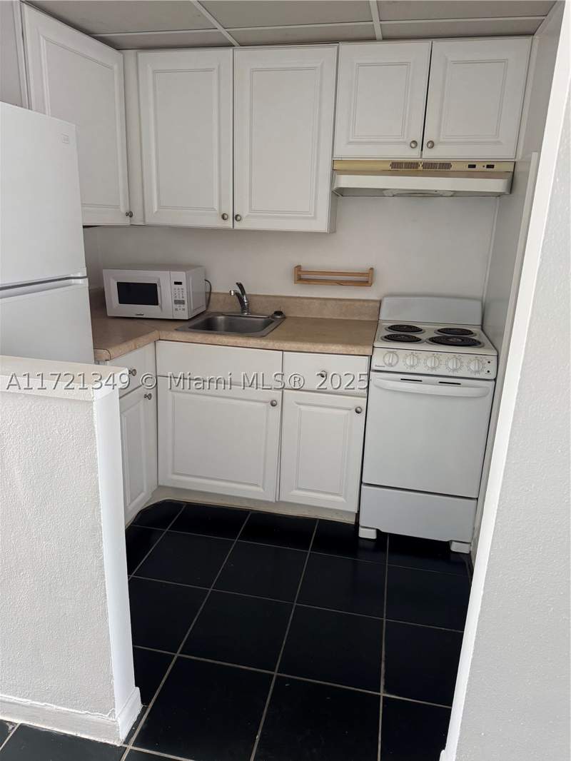 0 bedroom Condominium at 7904 West Dr 204, Bayshore Yacht & Tennis C, North Bay Village — photo 2