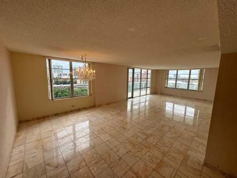 230 174th Street 814, Sunny Isles Beach FL - photo 10 of 26
