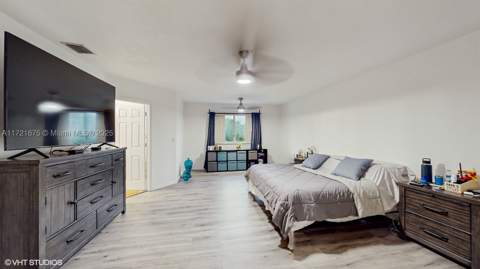 5323 NW 109th Ct, Doral FL - photo 17 of 36