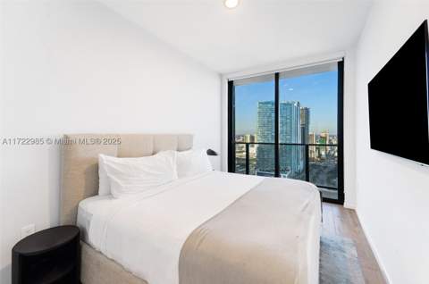 398 NE 5th St 3209, Miami FL - photo 13 of 49