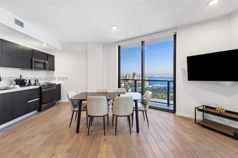 398 NE 5th St 3209, Miami FL - photo 6 of 49