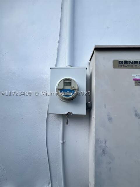 7549 Adventure Ave, North Bay Village FL - photo 15 of 88