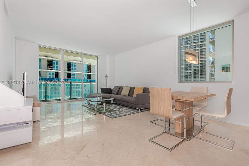 2 bedroom Condominium at 55 SE 6th St 1507, 500 Brickell West Condo, Miami — photo 3