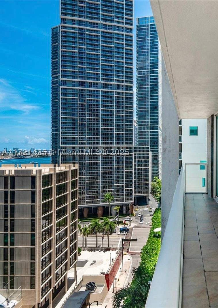 2 bedroom Condominium at 55 SE 6th St 1507, 500 Brickell West Condo, Miami — photo 4