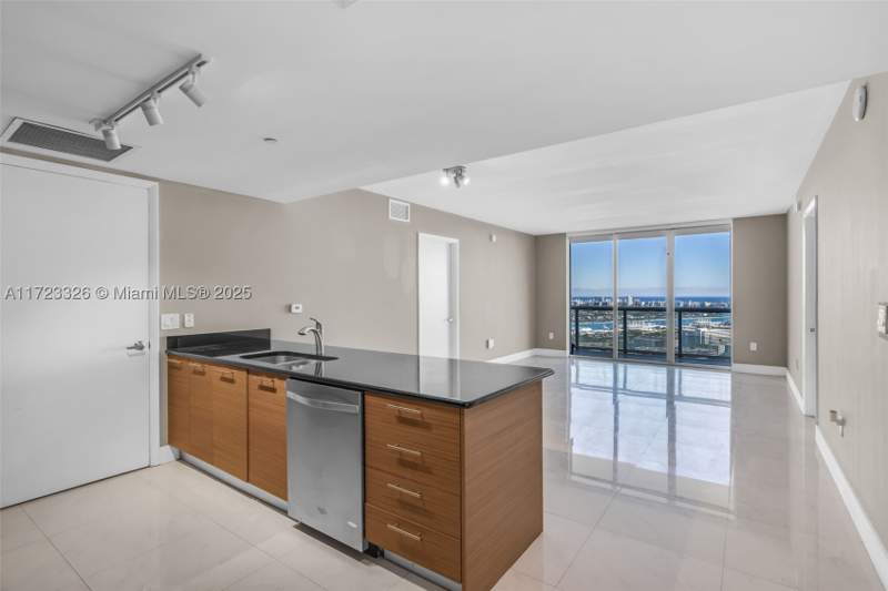 3 bedroom Condominium at 50 Biscayne Blvd 4208, 50 Biscayne Condo, Miami — photo 5