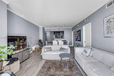 325 S Biscayne Blvd 3726, Miami FL - photo 8 of 30