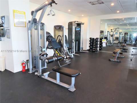 5701 Collins Ave 1011, Miami Beach FL - photo 15 of 50