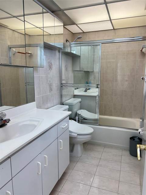 5005 Collins Avenue 1210, Miami Beach FL - photo 17 of 18