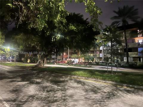 1805 Sans Souci Blvd 429, North Miami FL - photo 13 of 28