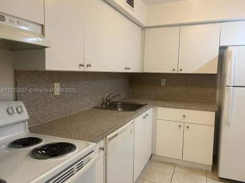 1805 Sans Souci Blvd 429, North Miami FL - photo 18 of 28