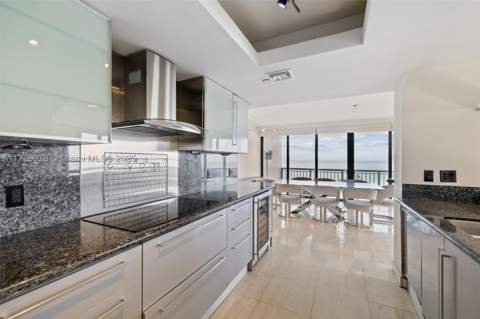 10175 Collins Ave 502, Bal Harbour FL - photo 7 of 36