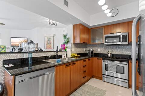 16699 Collins Ave 2709, Sunny Isles Beach FL - photo 10 of 33