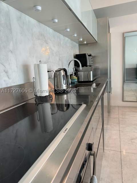 1040 Biscayne Blvd 1505, Miami FL - photo 16 of 18