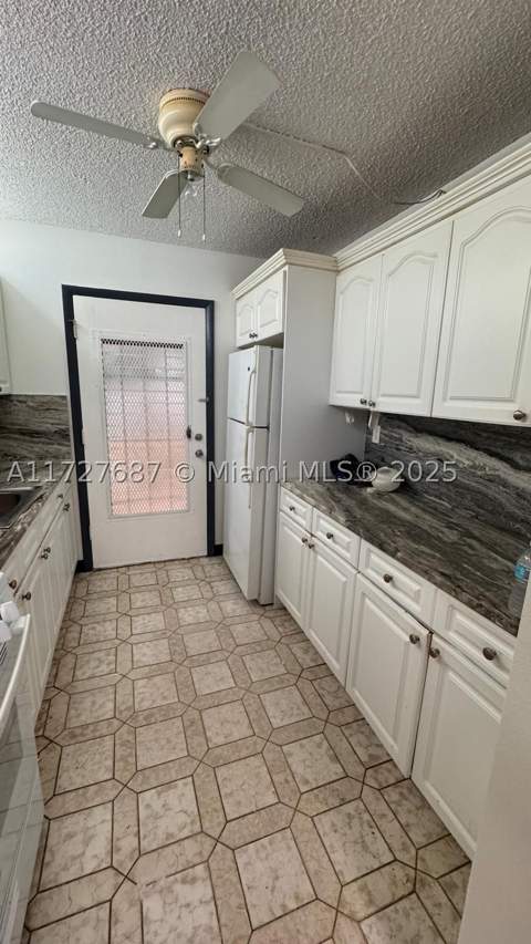 160 NE 203rd Ter 18, Miami Gardens FL - photo 16 of 40