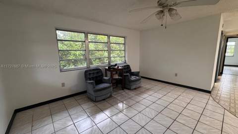 160 NE 203rd Ter 18, Miami Gardens FL - photo 20 of 40