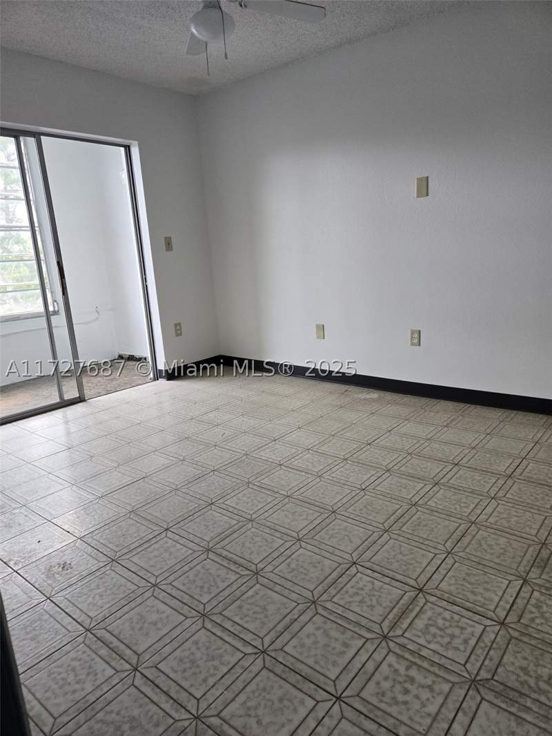 2 bedroom Condominium at 160 NE 203rd Ter 18, Ro-Mont South Condo E, Miami Gardens — photo 5