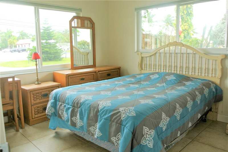 5 bedroom SingleFamilyResidence at 6790 SW 72 Street, Grandios Subdivision, South Miami — photo 1