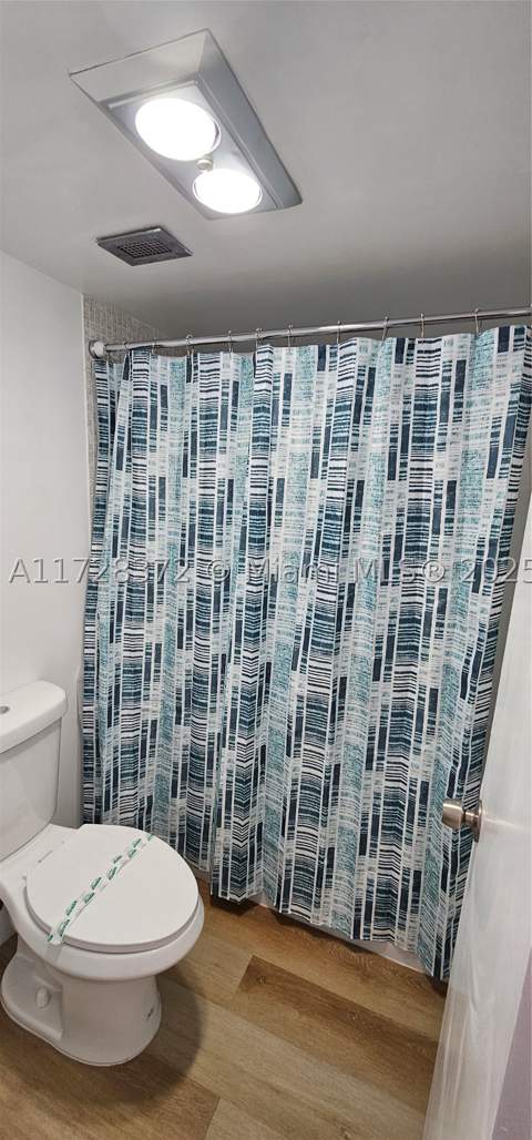 500 Bayview Dr 1117, Sunny Isles Beach FL - photo 13 of 16