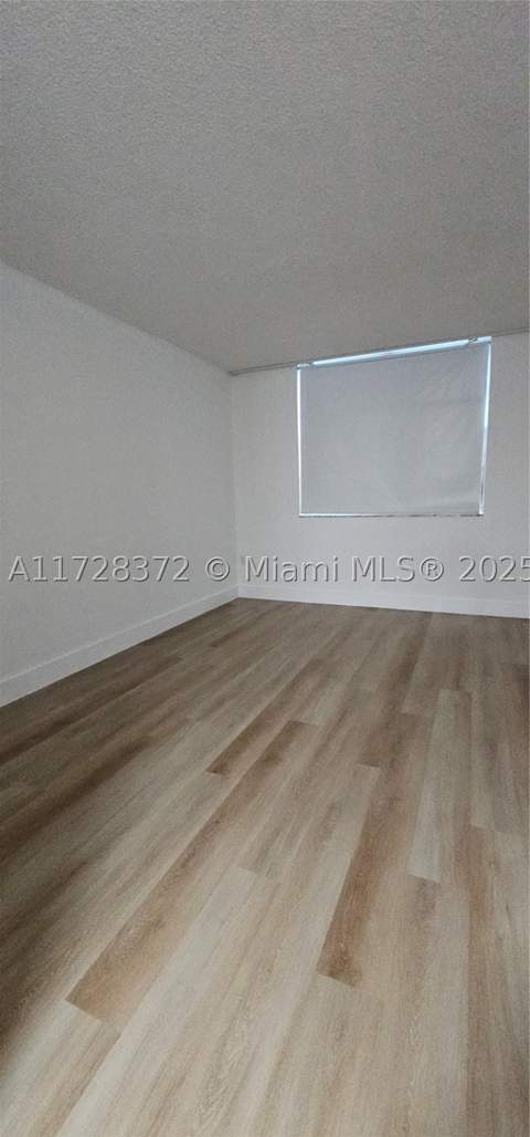 500 Bayview Dr 1117, Sunny Isles Beach FL - photo 8 of 16