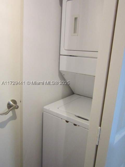 170 SE 14th St 2306, Miami FL - photo 21 of 32