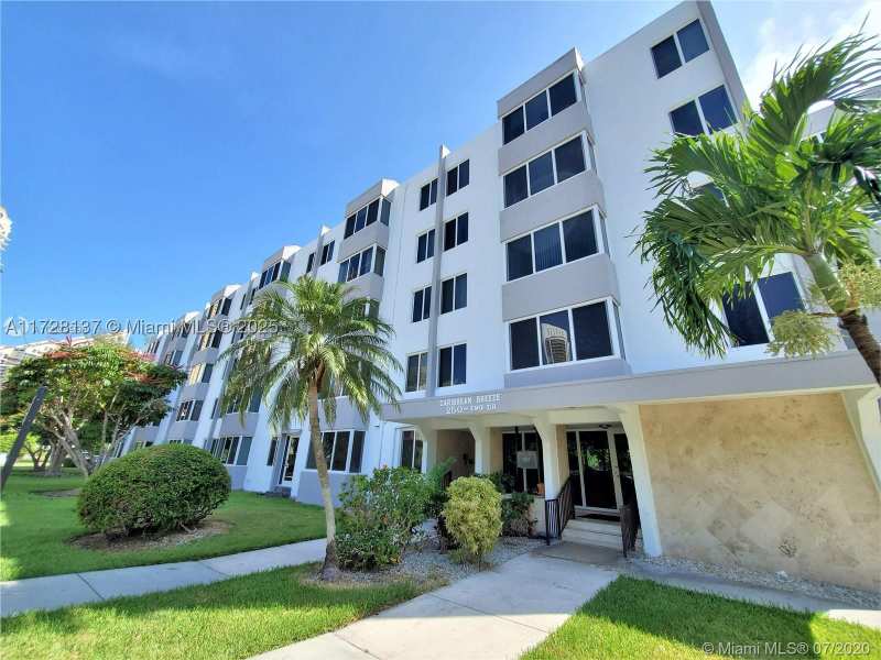 2 bedroom Condominium at 250 180th Dr 455, Caribbean Breeze Condo, Sunny Isles Beach — photo 1